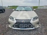 2016 Lexus ES350 photo