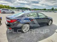 2016 Lexus ES350 photo