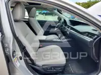 2016 Lexus ES350 photo