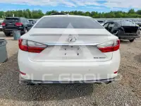 2016 Lexus ES350 photo