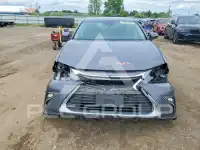 2016 Lexus ES350 photo