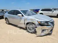 2016 Lexus ES350 photo