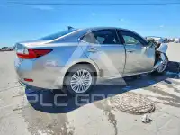 2016 Lexus ES photo