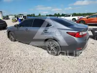 2016 Lexus ES350 photo