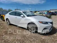 2016 Lexus ES350 photo