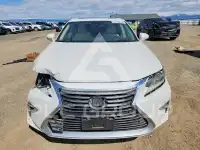 2016 Lexus ES350 photo