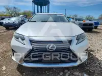 2016 Lexus ES350 photo
