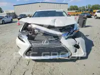 2016 Lexus ES350 photo