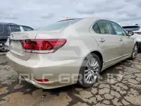2016 Lexus LS460 photo
