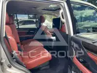 2016 Lexus LX570 photo