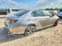 2016 Lexus GS200 photo