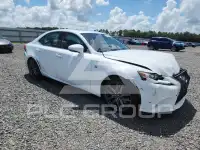 2016 Lexus IS photo