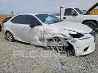 2016 Lexus IS photo