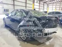 2016 Lexus IS photo