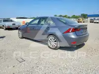 2016 Lexus IS photo