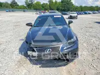 2016 Lexus IS photo