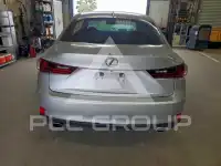 2016 Lexus IS photo