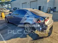 2016 Lexus IS photo