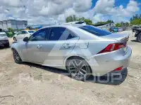 2016 Lexus IS photo
