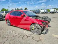 2016 Lexus IS photo