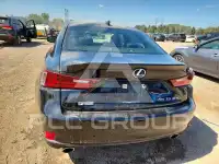 2016 Lexus IS photo