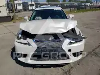 2016 Lexus IS photo