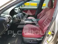 2016 Lexus IS photo