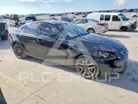 2016 Lexus IS photo