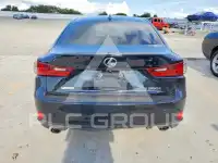 2016 Lexus IS photo