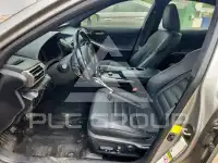 2016 Lexus IS photo