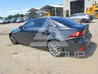2016 Lexus IS photo