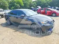 2016 Lexus IS photo
