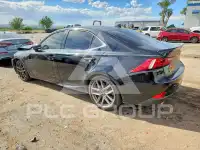 2016 Lexus IS photo