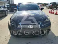 2016 Lexus IS photo