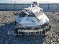 2016 Lexus IS photo