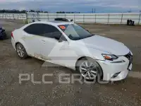 2016 Lexus IS photo