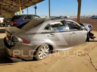 2016 Lexus IS photo