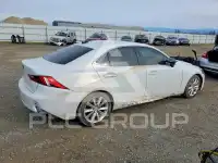 2016 Lexus IS photo