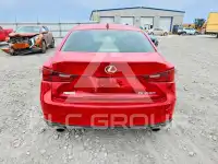 2016 Lexus IS photo
