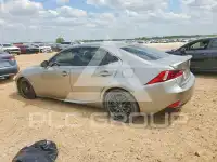 2016 Lexus IS photo