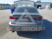 2016 Lexus IS photo