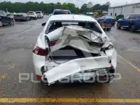 2016 Lexus IS photo
