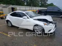 2016 Lexus IS photo
