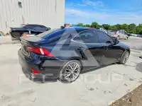 2016 Lexus IS photo
