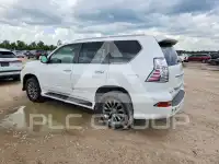 2016 Lexus GX photo