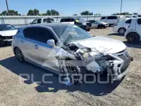 2016 Lexus CT200 photo