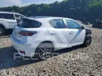 2016 Lexus CT200 photo