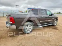 2016 RAM 1500 photo