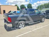 2016 RAM 1500 photo