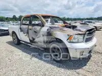 2016 RAM 1500 photo